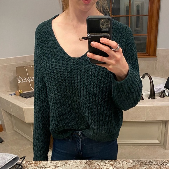 Emerald green Express v-neck sweater - Picture 2 of 2